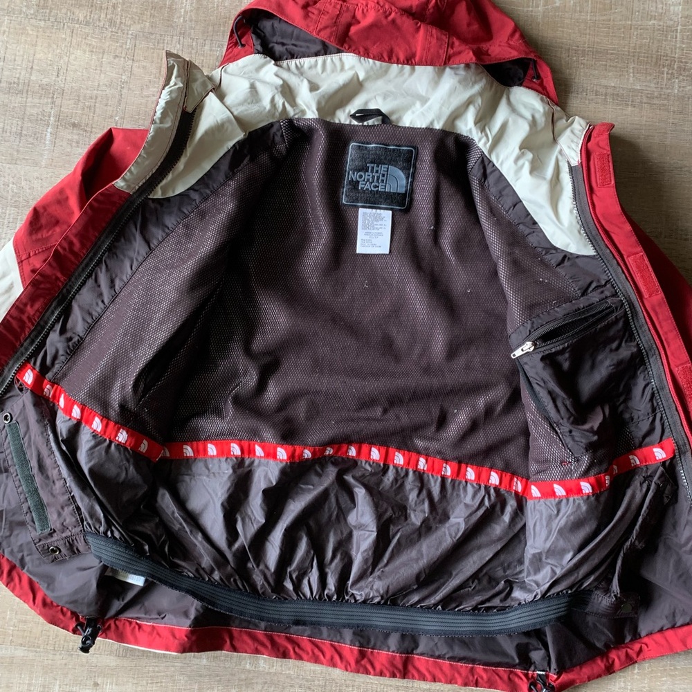 The North Face HyVent Hooded Rain Jacket Red White Waterproof Women XS - Picture 5 of 16